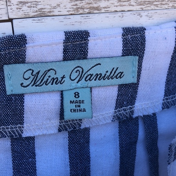 Mint Vanilla distressed skirt | SIZE 8 - Picture 5 of 7